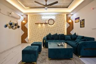 Divine Stay (3BHK Luxury Stay) Apartment in Jaipur