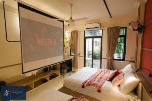 Double-Double bed|Netflix|Gym-LaudryFree| InCenter Apartment in Hanoi