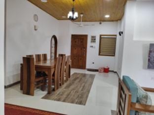 Apartments North pole  Queens luxury Residence  Apartment in Dehiwala-Mount Lavinia