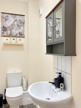Sleeps 8  Central 2bed First Floor Flat Newark Apartment in Newark-on-Trent