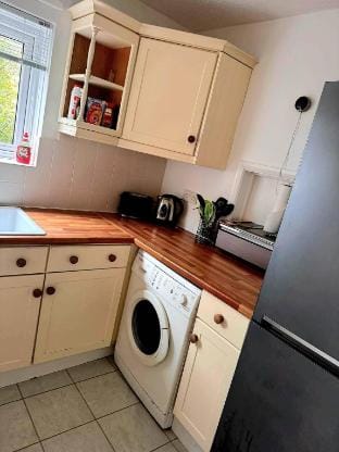 Egremont 2-BR flat with Free Parking  Wi-Fi Apartment in Copeland District