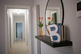E-Twelve Apartment: Terrace & Garage in Naples Apartment in Naples