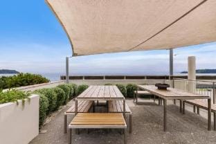Beachfront on Waiheke Apartment in Auckland Region