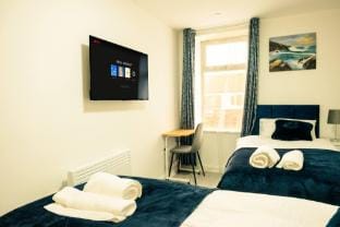Central Cardiff Cozy 2BR near stadium shops  Uni Apartment in Cardiff