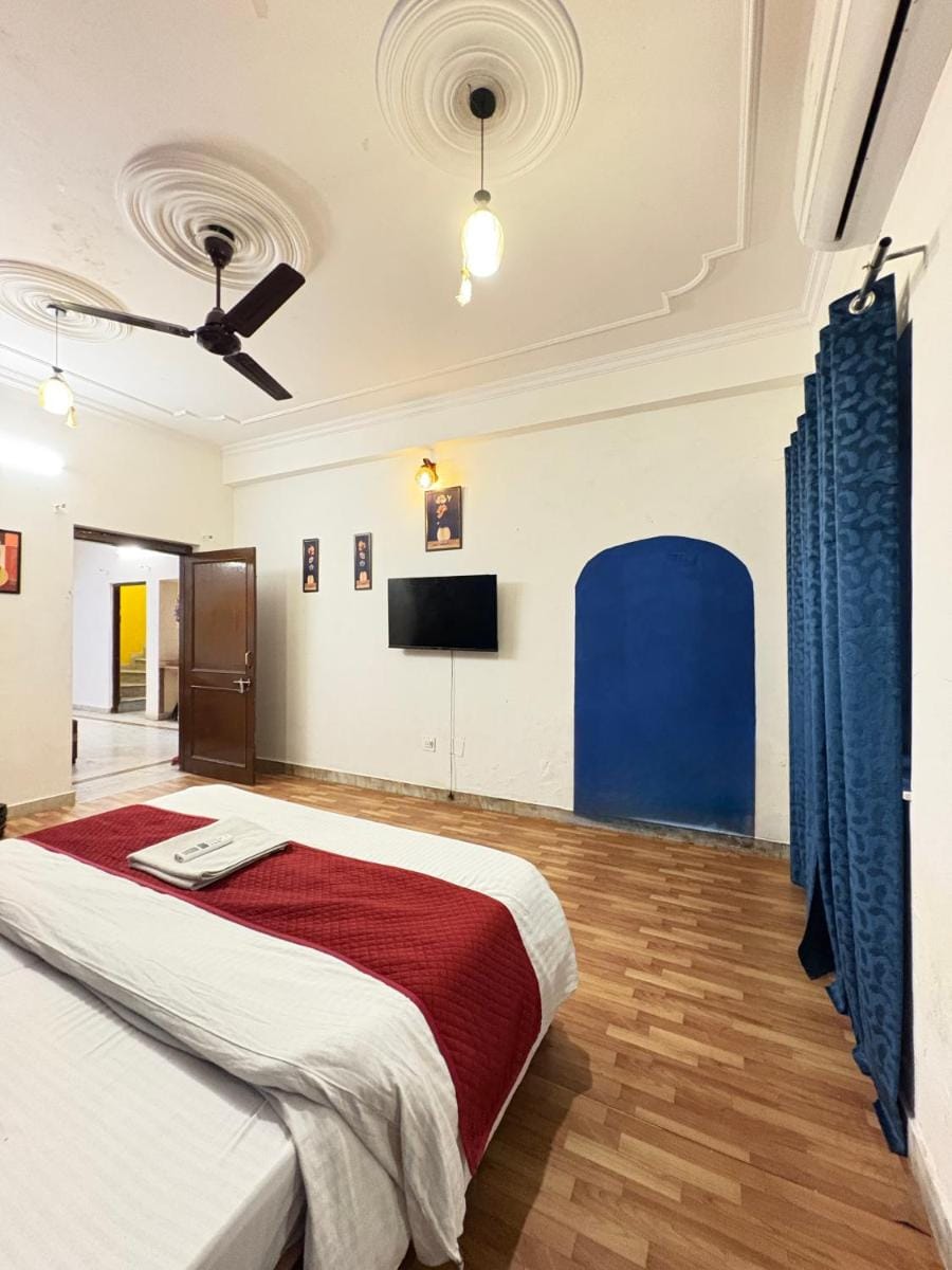 Solana- A 3BHK Escape With Sunlight Lawn Apartment in Jaipur