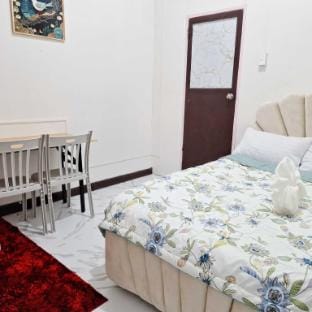 D2 Transient Room Dacudao Bajada nr USEP SM Lanang Apartment in Davao City