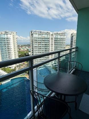 Azure Beach View Stay Minutes from NAIA Airport Apartment in Muntinlupa