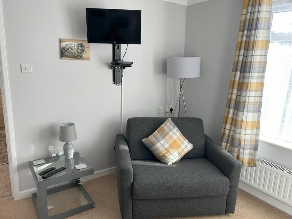 Delightful self-contained Annexe close to airport Apartment in Norwich