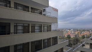 Modern 1BR Retreat- Tsavo near Kasarani Stadium Bed and Breakfast in Nairobi County
