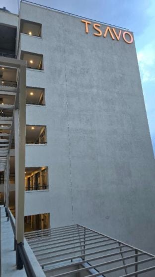 Modern 1BR Retreat- Tsavo near Kasarani Stadium Bed and Breakfast in Nairobi County