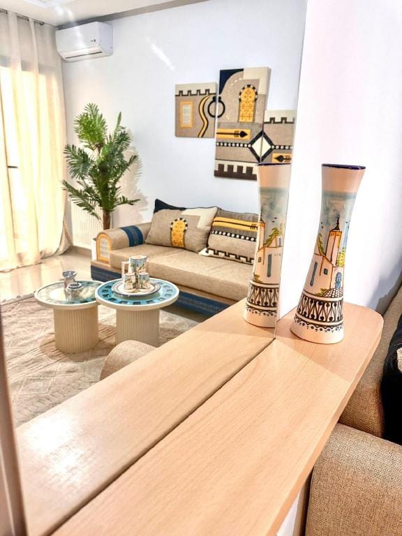 Comfort and Charm – Tunisian Style Hotel in Tunis Governorate, Tunisia
