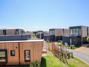Bungalow in Netherlands near the Coast Vacation rental in s-Gravenzande