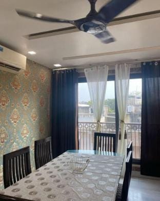 Modern 3BHK Apartment in Saket | Family-Friendly Vacation rental in Delhi