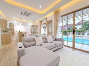 Muji Japanese-style pool villa Vacation rental in Chiang Mai
