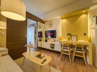 1BR Makati, Air Residences M010 Vacation rental in Makati