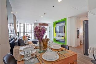 Lumpini Park & BTS Chidlom walk distance Vacation rental in Bangkok