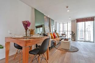Lumpini Park & BTS Chidlom walk distance Vacation rental in Bangkok