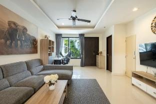 Awesome 3bd Townhouse with a patio Vacation rental in Choeng Thale