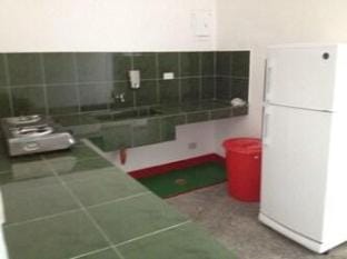 R. Lapid's Resortel ll (4 rooms, 20 pax) or More Vacation rental in Calamba