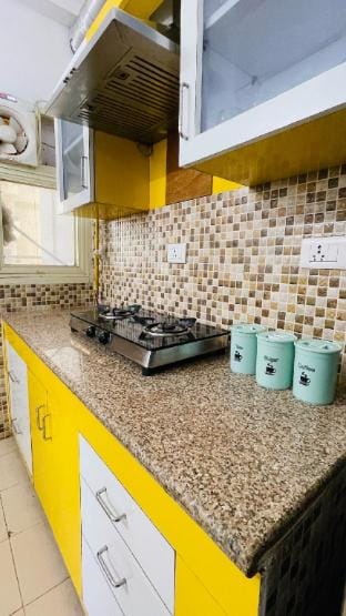 Leafora, A Class Apart from the Usual Stay. Vacation rental in Lucknow