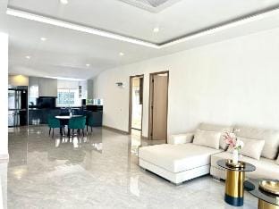 Elysia Pool villa-Ekkmonkol Vacation rental in Pattaya City