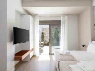 Villa in Sfakaki with Private Pool  Beach Access Vacation rental in Crete Region