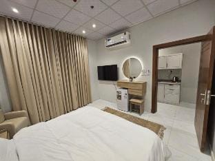 101 Medinah Peace- One bus to Masjid Nabawi Vacation rental in Medina