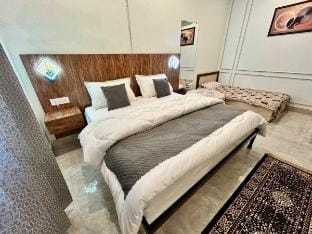 Athulyam Homes (Suite) Vacation rental in Uttarakhand