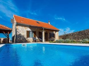 Three bedroom house with swimming pool Vacation rental in Šibenik-Knin County, Croatia