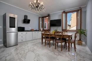 San Marco Graceful – elegance whit bell tower view Vacation rental in San Marco