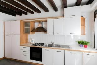 San Marco heart – 2 rooms by the square Vacation rental in San Marco