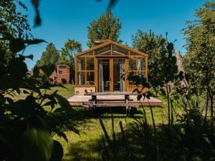 Holiday Home in Friesland with Greenhouse Charm Vacation rental in Flevoland, Netherlands