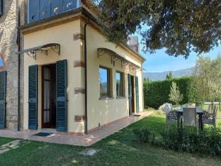 Farmhouse in Tuscany with Private Pool Vacation rental in Castiglion Fiorentino
