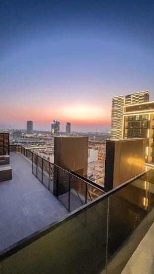 Chic 1BR Retreat with Infinity Pool in JVC, Dubai Vacation rental in Dubai