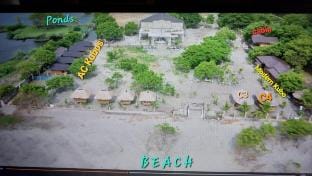 Beachfront Aircon Kubo for 4pax Vacation rental in La Union