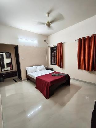 City-Center Transit Stay 3BHK Vacation rental in Thiruvananthapuram