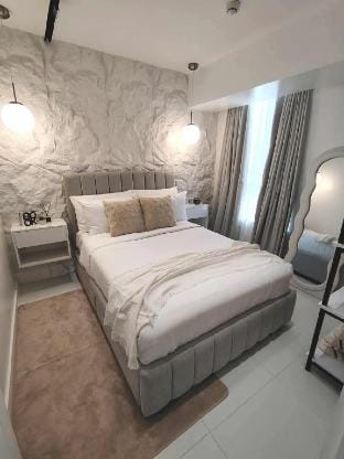 PristinePearlSuite- skylineview, near BGC&Ortigas Vacation rental in Makati