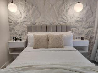 PristinePearlSuite- skylineview, near BGC&Ortigas Vacation rental in Makati