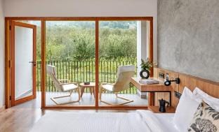 Komfort Room at Warehouse Suites & Loft Vacation rental in Himachal Pradesh