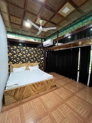 Cloud Haven Villa:  Hill-View Retreat in Dehradun. Vacation rental in Dehradun