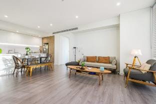 Lidcombe 2Br Near Olympic Park Train station Vacation rental in Lidcombe