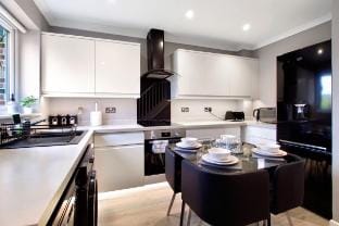 Spotless Two-Bedroom Home with Garden and Parking Vacation rental in Stevenage