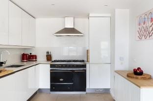 The Portobello Hideaway 2 Beds Vacation rental in City of Westminster