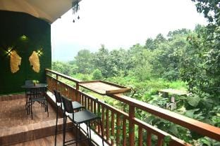 Hillview Escape - Cozy 1 BHK Apartment Vacation rental in Maharashtra