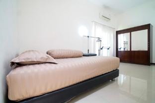 Omah Pakualaman Homestay Jogja Vacation rental in Yogyakarta