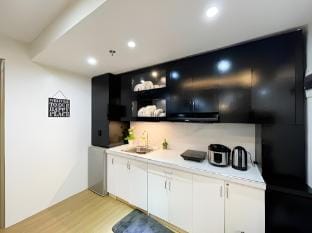 The “Common Room” at Pine Suites Tagaytay Vacation rental in Tagaytay
