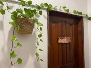 Tarhata Homestay Siargao - Whole House - 10 pax Vacation rental in General Luna