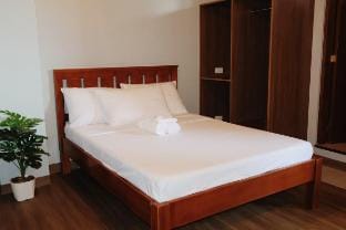 Studio 1 at Roccia. Spacious, Surfing area 2pax Vacation rental in La Union