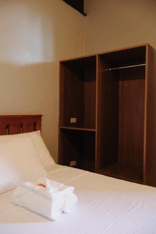 Studio 1 at Roccia. Spacious, Surfing area 2pax Vacation rental in La Union