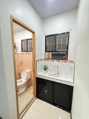 Yellow Haus Transient Home Vacation rental in Davao City